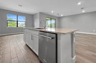 6256 Baywood Ct, Lakewood Ranch, FL 34211 - Photo 9