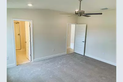 7568 Bent Tree Loop, Saint Cloud, FL 34771 - Photo 3