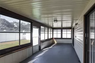 609 Willow Run, Lakeland, FL 33813 - Photo 7