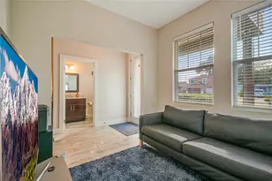 2121 E Kaley Ave, Orlando, FL 32806 - Photo 9