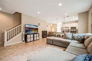 2121 E Kaley Ave, Orlando, FL 32806 - Photo 3