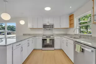 1303 Stowe Ave, Mount Dora, FL 32757 - Photo 9