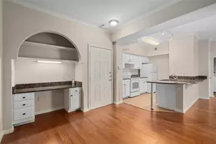 911 N Orange, Orlando, FL 32801 - Photo 5