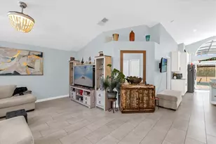 2630 Meadow Oaks Loop, Clermont, FL 34714 - Photo 3