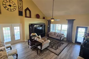 2591 Sand Hill Point Cir, Davenport, FL 33837 - Photo 19