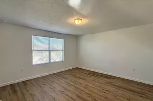 912 Grandin St, Davenport, FL 33837 - Photo 5