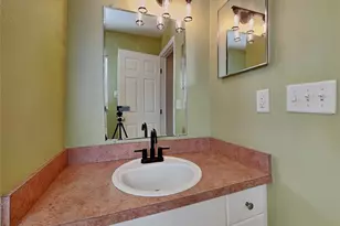 105 Melody Ln, Largo, FL 33771 - Photo 15