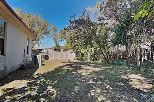 105 Melody Ln, Largo, FL 33771 - Photo 19