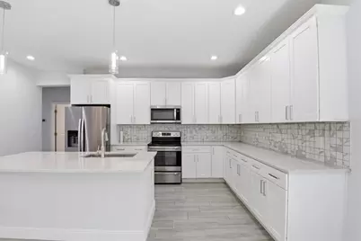 959 11th Avenue, Deland, FL 32724 - Photo 3