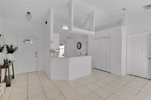 327 Salmon Ct, Kissimmee, FL 34759 - Photo 3