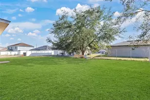 327 Salmon Ct, Kissimmee, FL 34759 - Photo 17