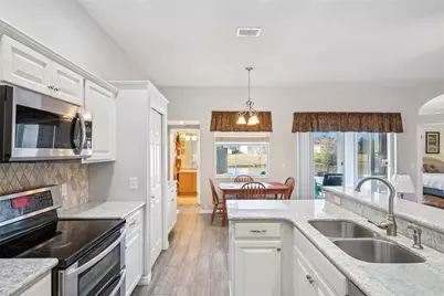639 Lakehaven Circle, Orlando, FL 32828 - Photo 19