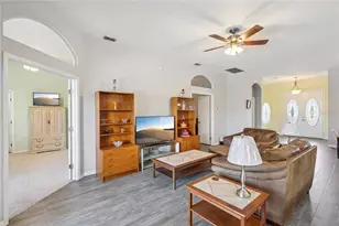 639 Lakehaven Cir, Orlando, FL 32828 - Photo 15