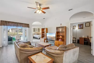 639 Lakehaven Circle, Orlando, FL 32828 - Photo 15