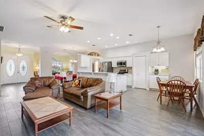 639 Lakehaven Circle, Orlando, FL 32828 - Photo 17