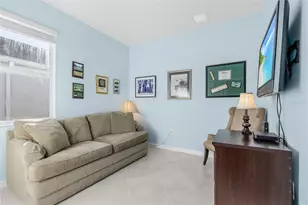 11420 Burgundy Dr, Venice, FL 34293 - Photo 9