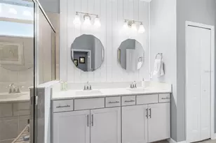 11420 Burgundy Dr, Venice, FL 34293 - Photo 21