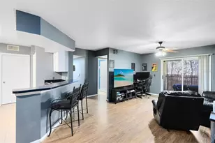 802 Crest Pines Dr, Orlando, FL 32828 - Photo 5