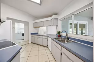 5111 Dorrington Ln, Orlando, FL 32821 - Photo 21