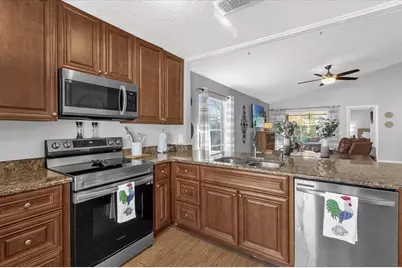 1037 Burnett Street, Oviedo, FL 32765 - Photo 3