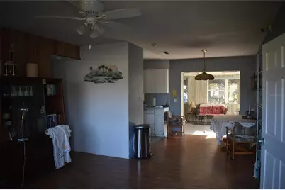 348 Lewis Boulevard SE, Saint Petersburg, FL 33705 - Photo 7