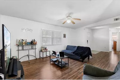 221 Cranbrook Drive, Kissimmee, FL 34758 - Photo 7