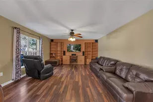 1600 Daybreak Dr, Fruitland Park, FL 34731 - Photo 11