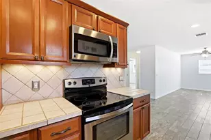 8840 Ava Lake Dr, Orlando, FL 32810 - Photo 15