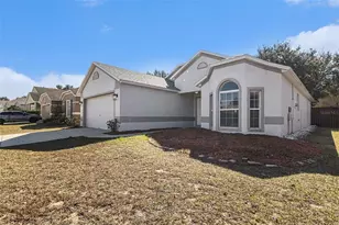 1072 Bluegrass Dr, Groveland, FL 34736 - Photo 3