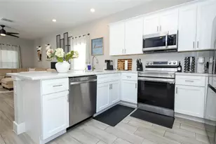 146 E 15th St, Apopka, FL 32703 - Photo 13