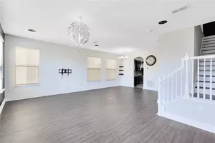 10033 Town Lake Dr, Orlando, FL 32832 - Photo 5