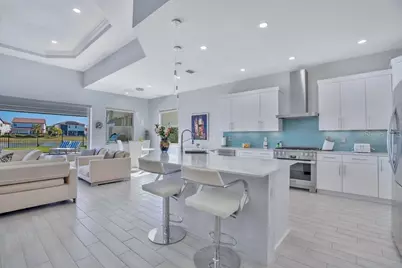 10481 Royal Cypress Way, Orlando, FL 32836 - Photo 7