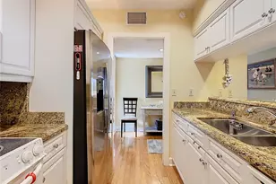 621 Olde Camelot Cir, Haines City, FL 33844 - Photo 7