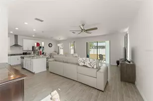 9847 Aurea Moss Ln, Orlando, FL 32832 - Photo 9