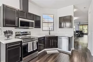 884 Grand Canal Dr, Kissimmee, FL 34759 - Photo 11