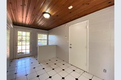 256 E Crystal Lake Street, Orlando, FL 32806 - Photo 7