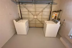 256 E Crystal Lake St, Orlando, FL 32806 - Photo 21