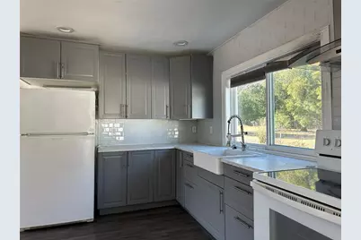 2443 E Jersey Ave, Orlando, FL 32806 - Photo 5