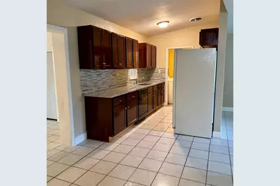 5715 Elon Drive, Orlando, FL 32808 - Photo 5