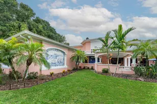 543 Isleworth Close, Tarpon Springs, FL 34688 - Photo 17