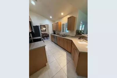 5 SE 20th Place, Cape Coral, FL 33990 - Photo 13