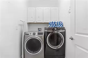 2945 Fable St, Kissimmee, FL 34746 - Photo 13