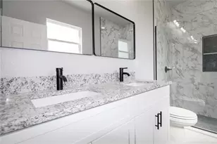 769 Memorial Dr, Sebring, FL 33870 - Photo 17