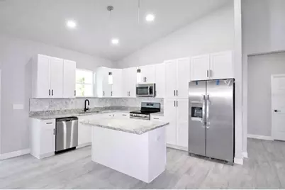 769 Memorial Drive, Sebring, FL 33870 - Photo 3