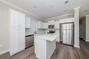 509 60th Ave Dr W, Bradenton, FL 34207 - Photo 5