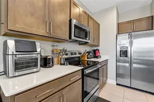 1401 Captiva Cv, Sanford, FL 32771 - Photo 11