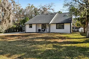 2309 Kumquat Dr, Edgewater, FL 32141 - Photo 3