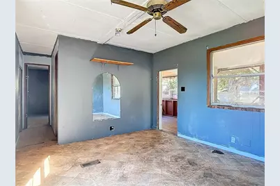 13005 Florida Avenue, Astatula, FL 34705 - Photo 11