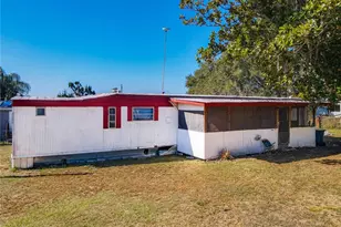 13005 Florida Ave, Astatula, FL 34705 - Photo 3