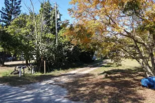 13005 Florida Ave, Astatula, FL 34705 - Photo 41